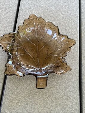 Vintage Westmoreland Glass Maple Leaf Dish